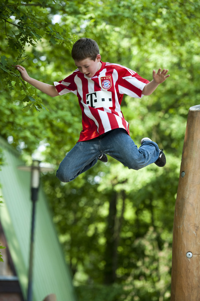 Kind Springen Outdoor Parkour Sport